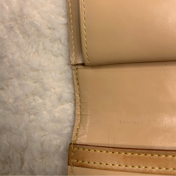 Louis Vuitton White Multicolor Porté Tresor Wallet With Chain - Picture 17 of 17